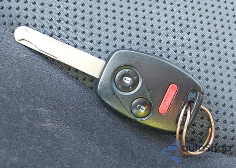 2007 Honda Fit S z USA, uszkodzony, nr VIN JHMGD38617S055437